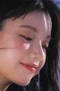 妈妈葬礼上，亲妹妹抢走了我的未婚夫