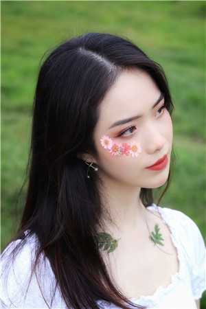 离别不说再见(许南乔谢凌云)男女主人公