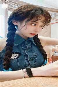 女儿被喂酒身亡，育儿嫂妻子却在带学长儿子姜欣然何望宇热门完结小说_全本完结小说女儿被喂酒身亡，育儿嫂妻子却在带学长儿子(姜欣然何望宇)