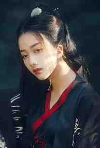 女儿被喂酒身亡，育儿嫂妻子却在带学长儿子(姜欣然何望宇)完本免费小说_最新好看小说女儿被喂酒身亡，育儿嫂妻子却在带学长儿子(姜欣然何望宇)