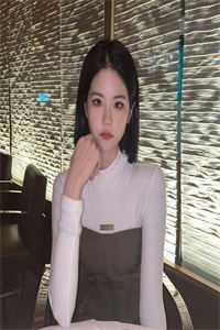 卑微宫女，咸鱼翻身成宠妃(南瑾柳嫣然)全集免费小说_免费完整版小说卑微宫女，咸鱼翻身成宠妃(南瑾柳嫣然)