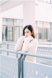 弟弟砸了富婆迈巴赫后，全家重生了沈砚青叶珈宁全文免费小说_好看的小说推荐完结弟弟砸了富婆迈巴赫后，全家重生了(沈砚青叶珈宁)
