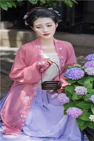 从艳照门女主到下一站天后