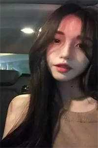 穿成病秧闹离婚，闹成大佬心尖宠苗青青顾廷完整免费小说_免费小说阅读穿成病秧闹离婚，闹成大佬心尖宠(苗青青顾廷)