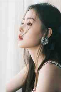 逼我改嫁傻子后，悔婚要娶义妹的男友悔疯了
