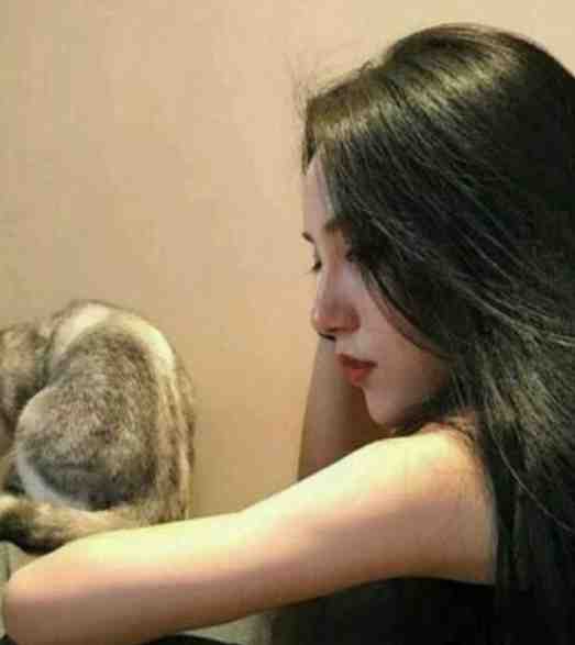 老婆和女儿被困雷区后，我淡定打牌